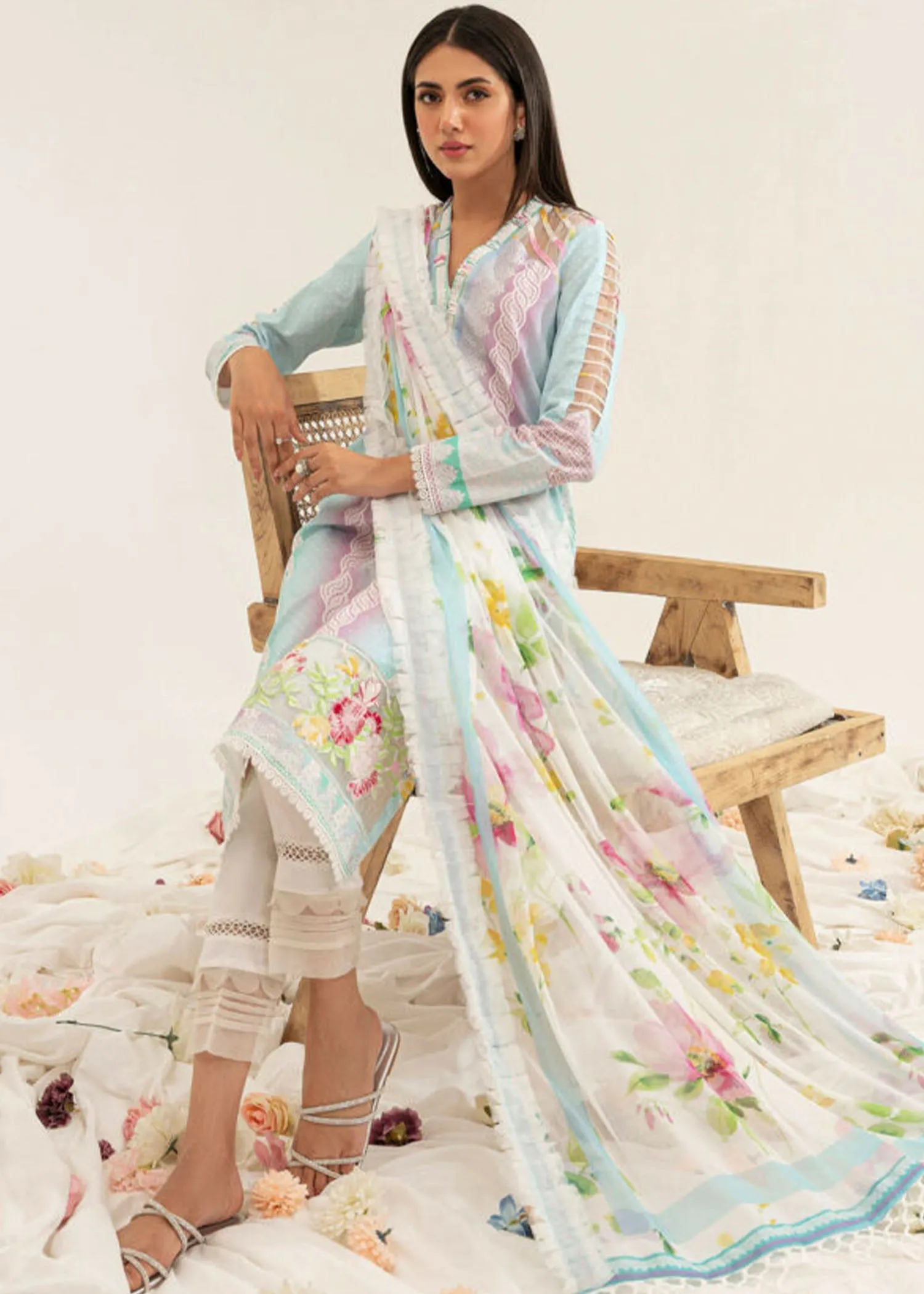 Asifa & Nabeel Leia Lawn Collection – ZETA (LL-20)