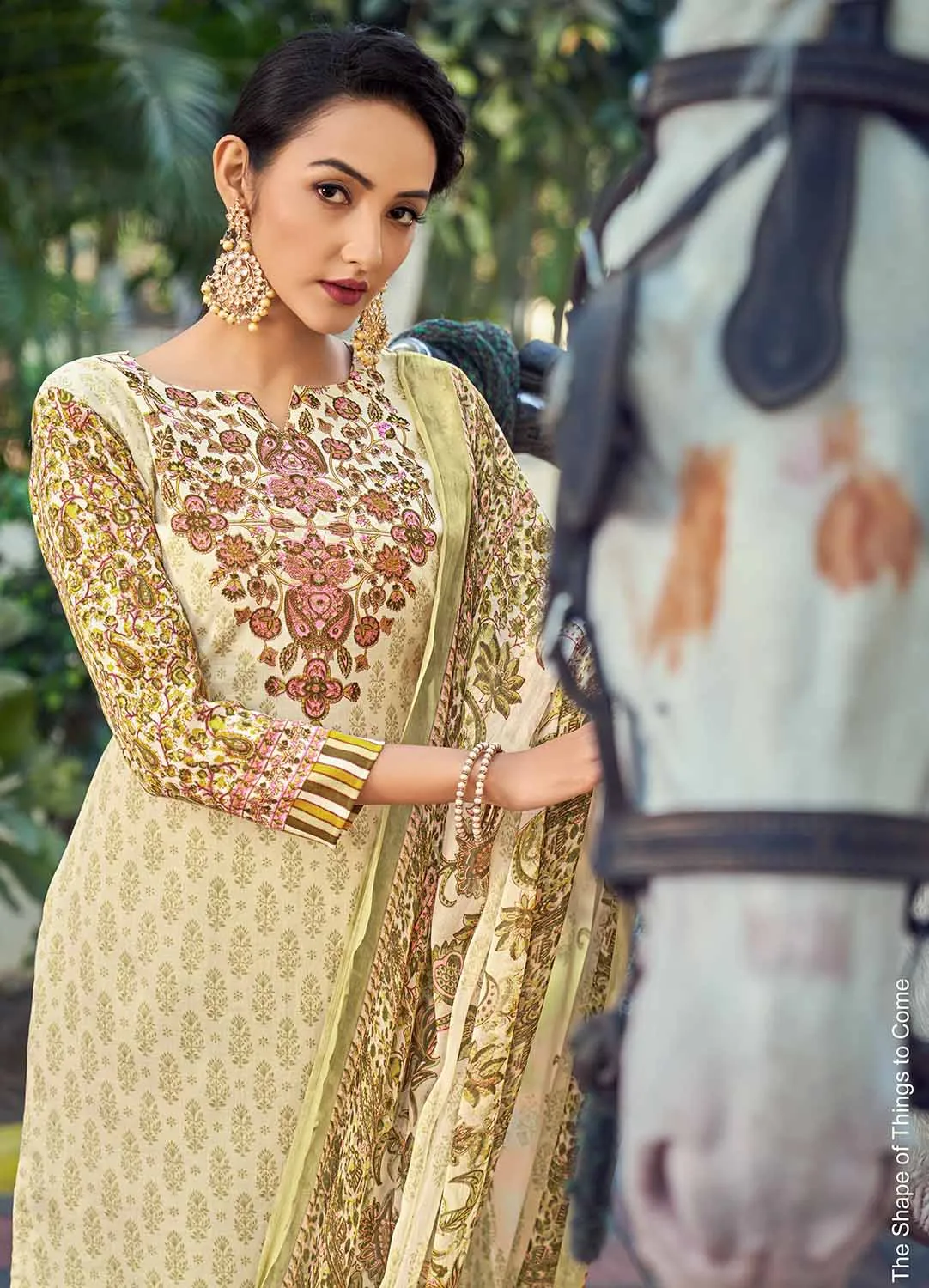 Daily Wear Unstitched Cotton Women Light Mehendi Green Suit Material