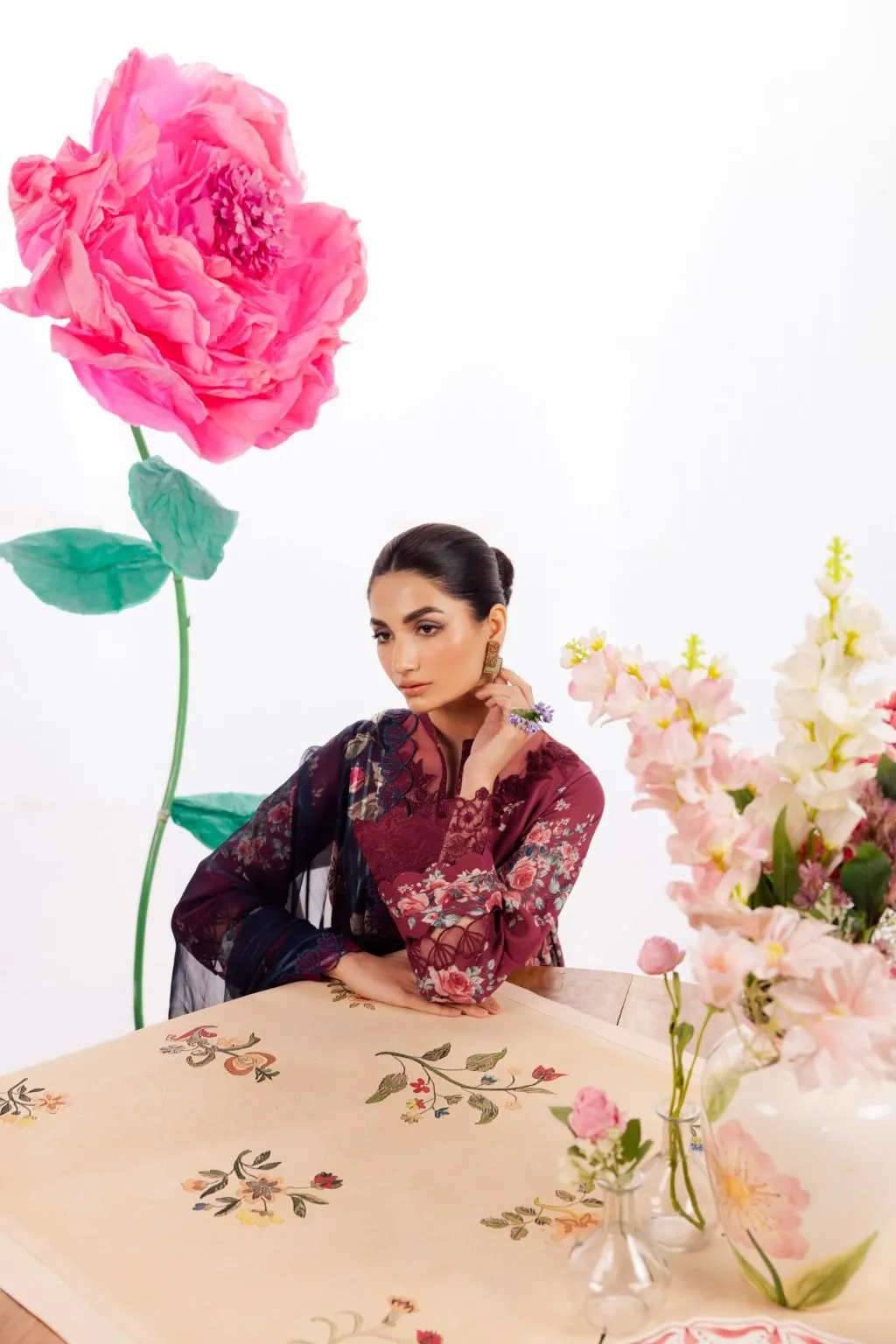 Iznik Dahlia Lawn Collection – DL-11 Embroidered Lawn