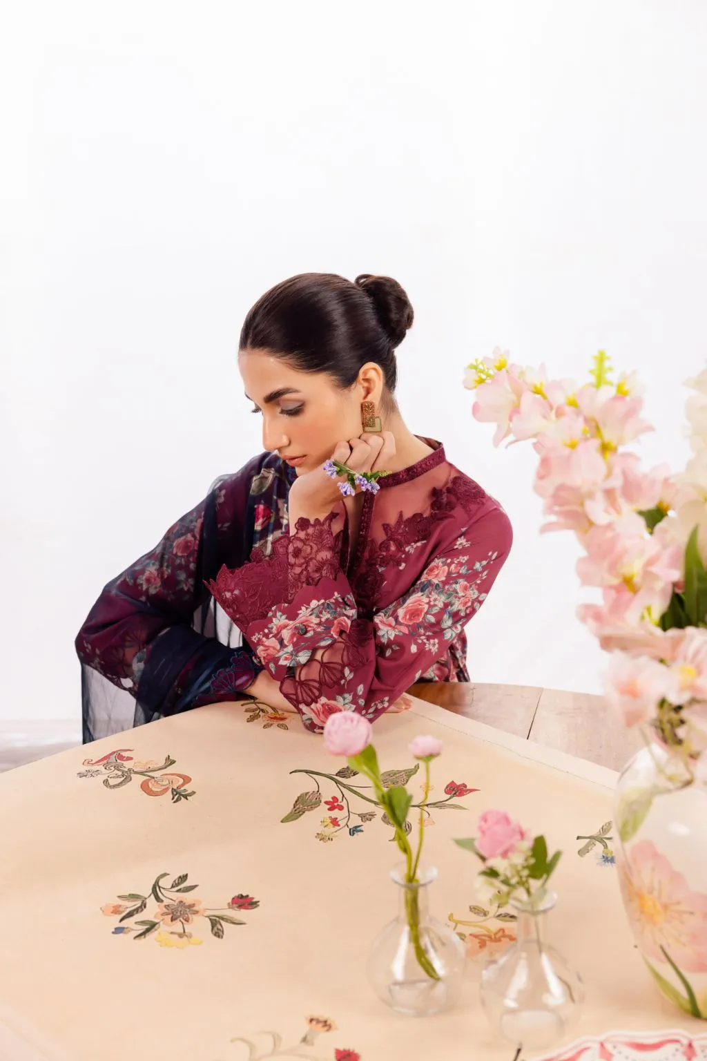 Iznik Dahlia Lawn Collection – DL-11 Embroidered Lawn