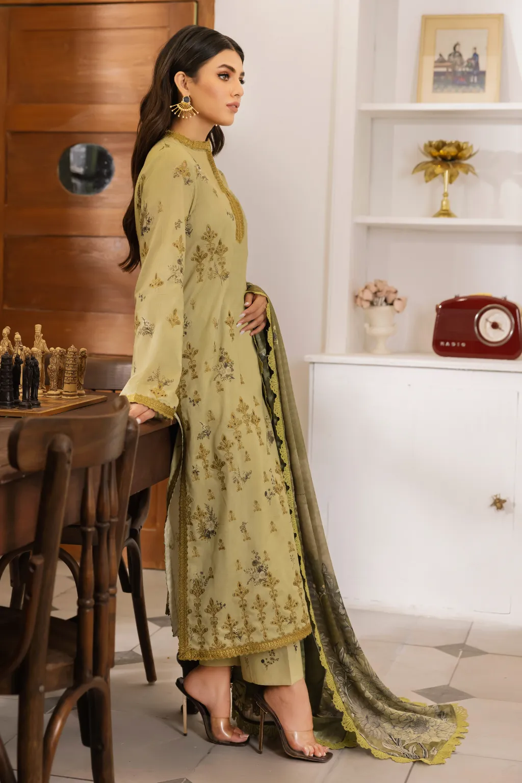 Iznik Dastaan Lawn Collection – IDL-05 Raya