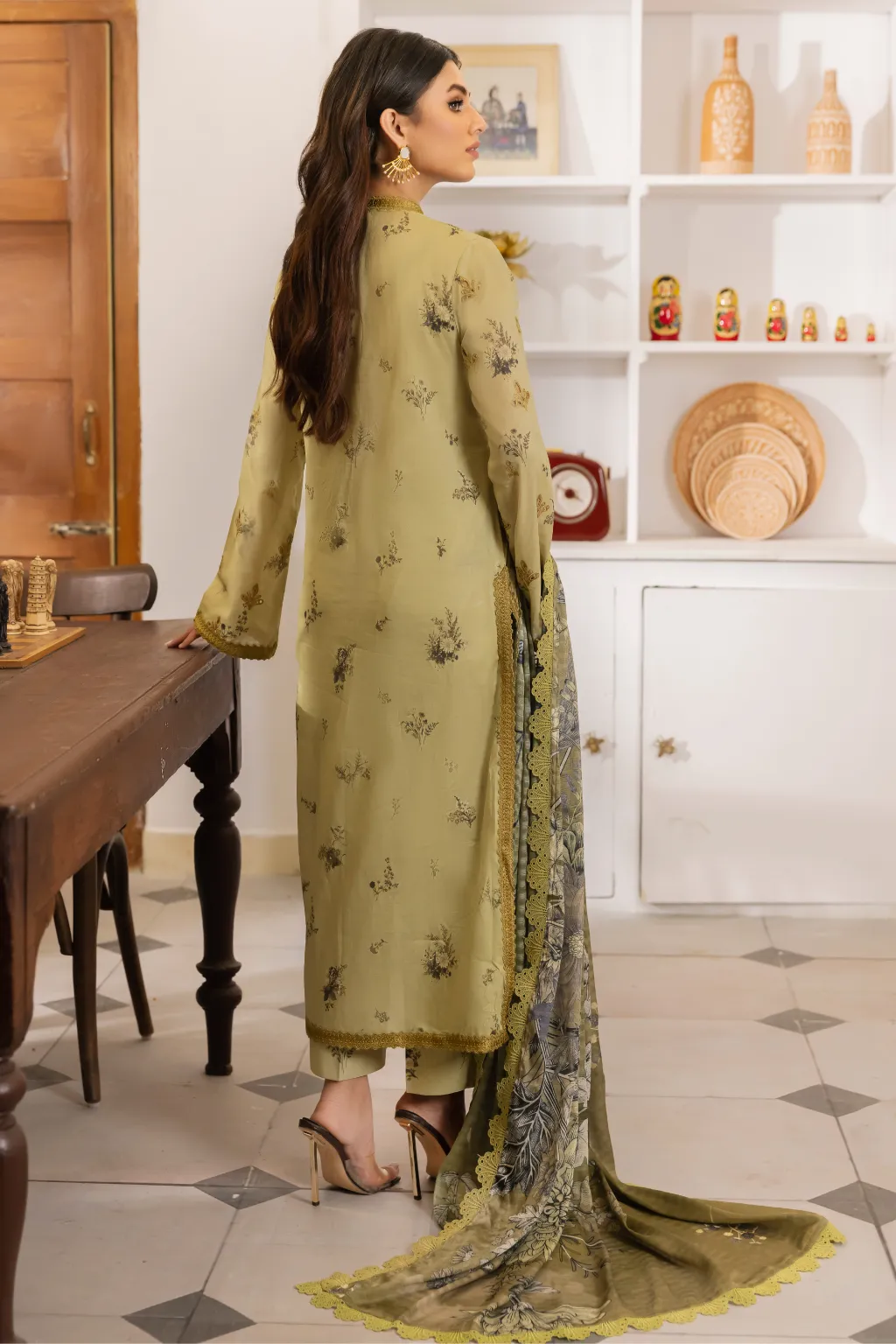 Iznik Dastaan Lawn Collection – IDL-05 Raya