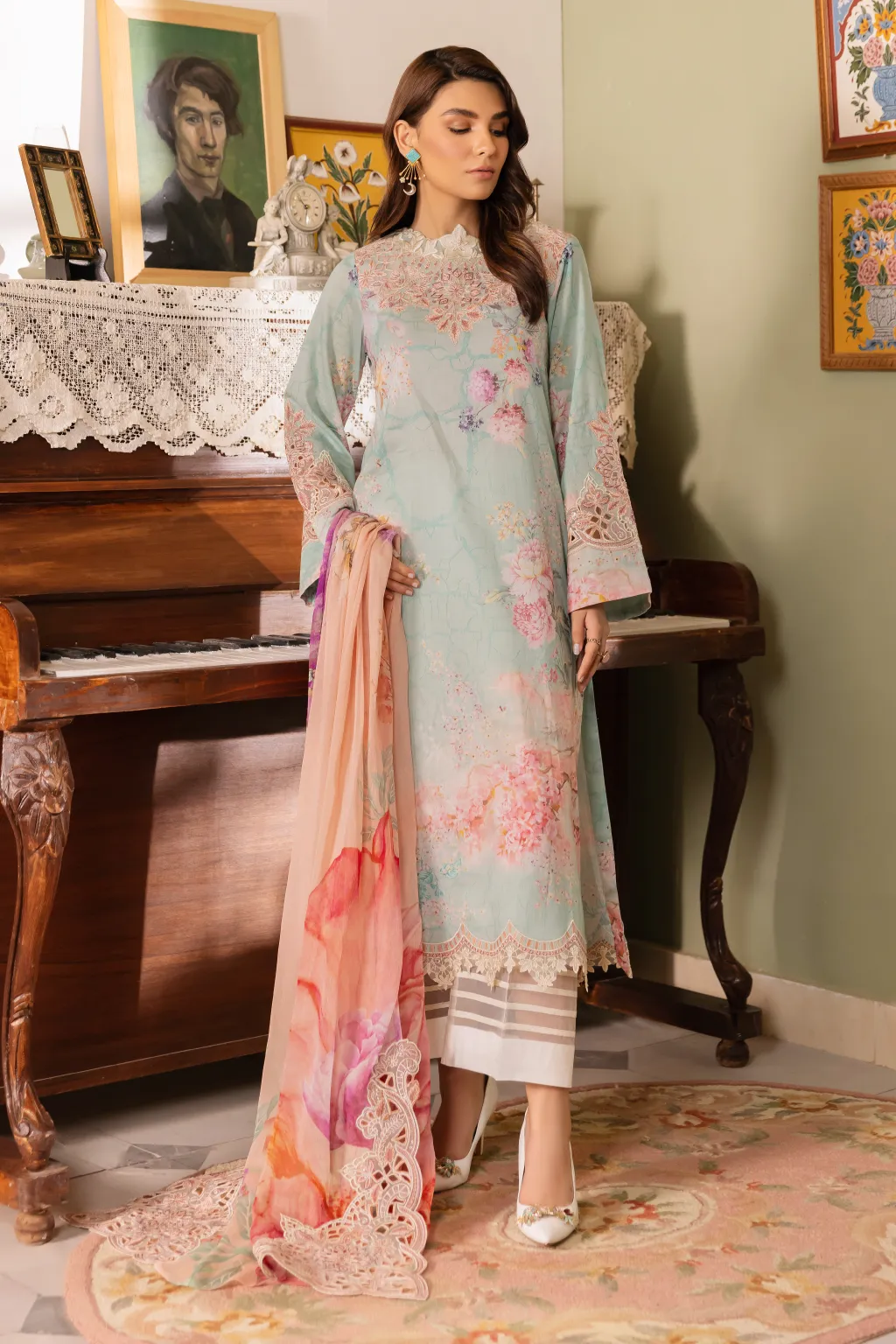 Iznik Dastaan Lawn Collection IDL-10 Manha - Floral Embroidered Fabric