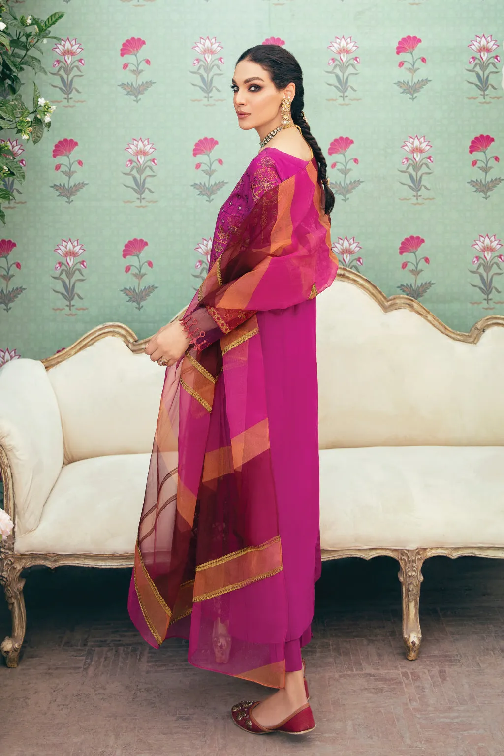 IZNiK Mizaj Festive Eid Lawn Collection 2022  – ML-01 Sareh