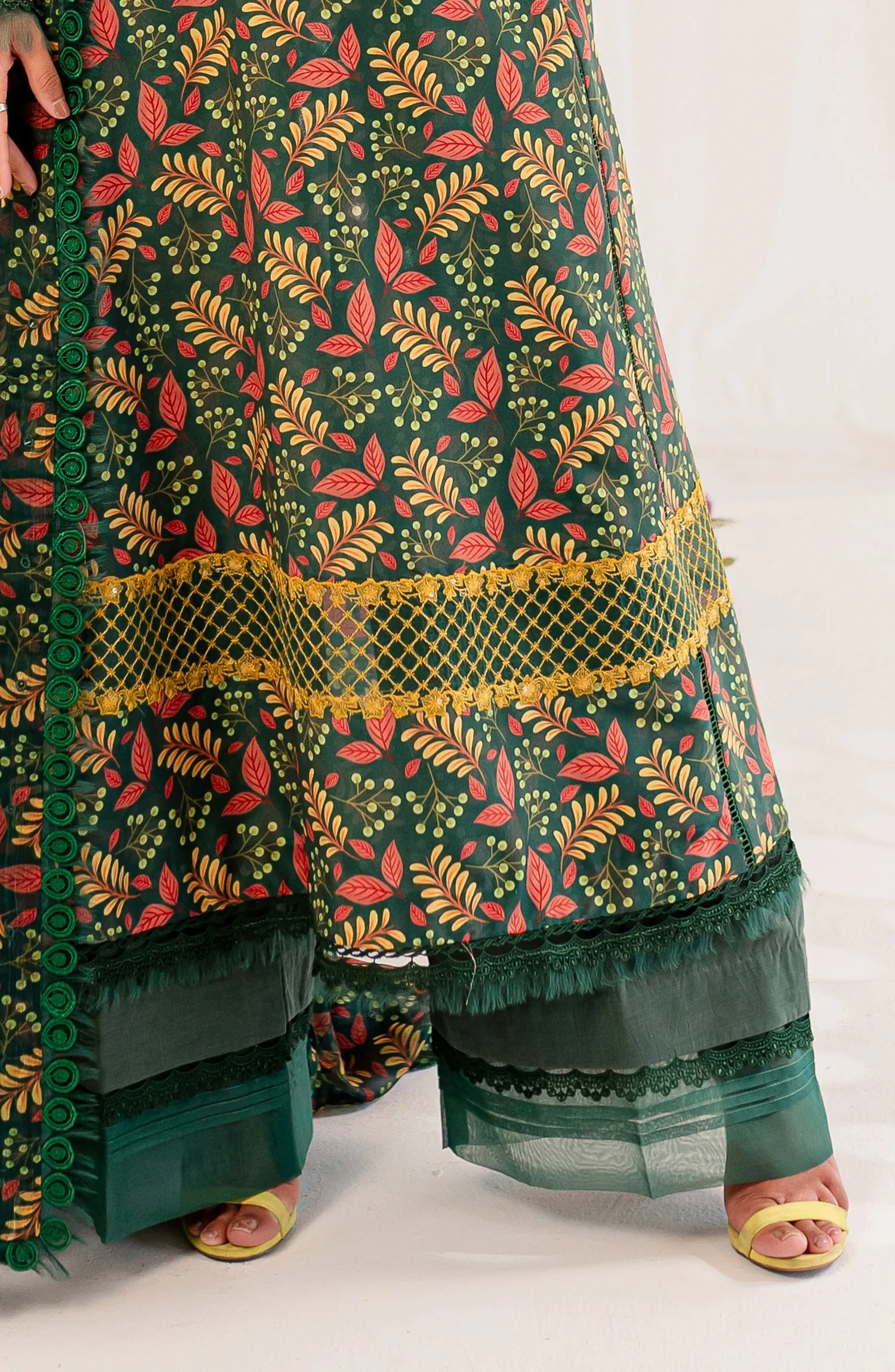 Maryum N Maria Aleena Fusion Prints – Amber (MLFD-162)