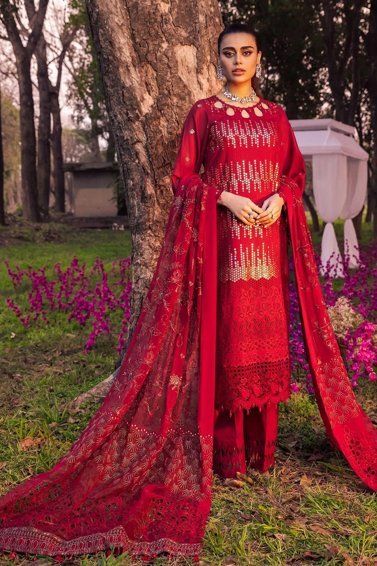 Nureh Exclusive Luxury Lawn Collection 2022 – EZMA