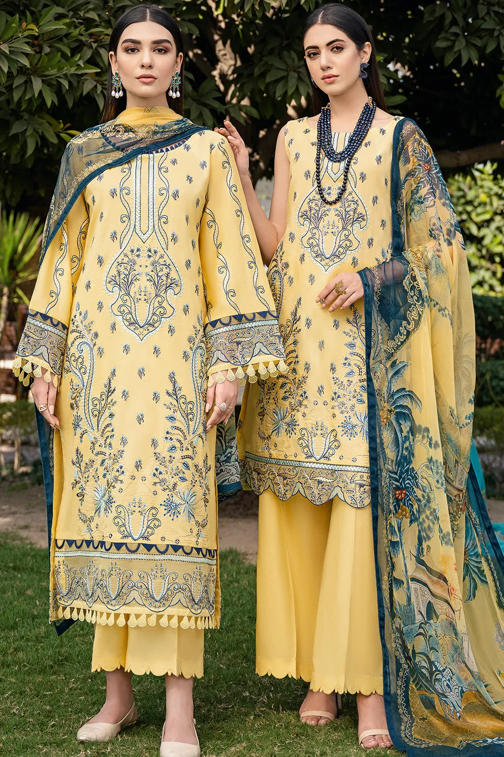 Ramsha Andaaz Lawn Collection – Z-404